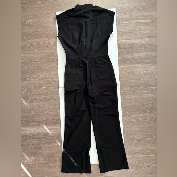 Figs Rafaela Cargo Wide Leg ScrubJumpsuit™ // Size Small - Picture 4 of 5